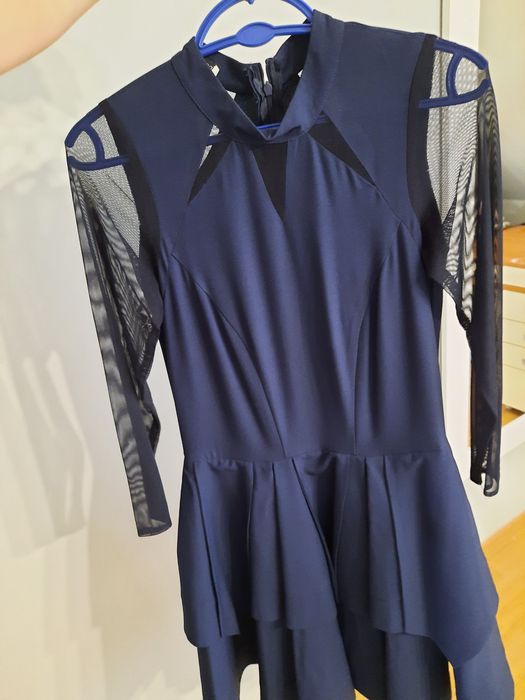 Krótka sukienka balowa