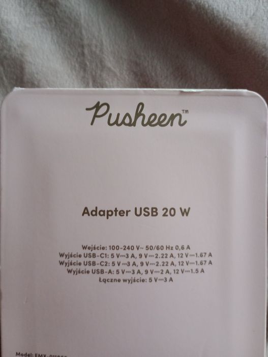 Adapter Pusheen.