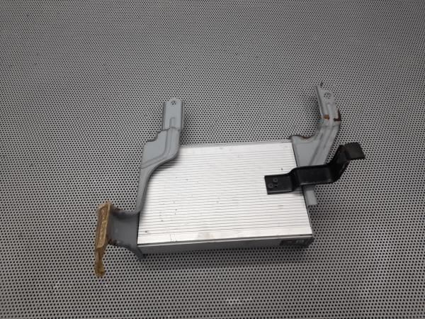 Amplificador de colunas TOYOTA Prius Hatchback (_W2_)