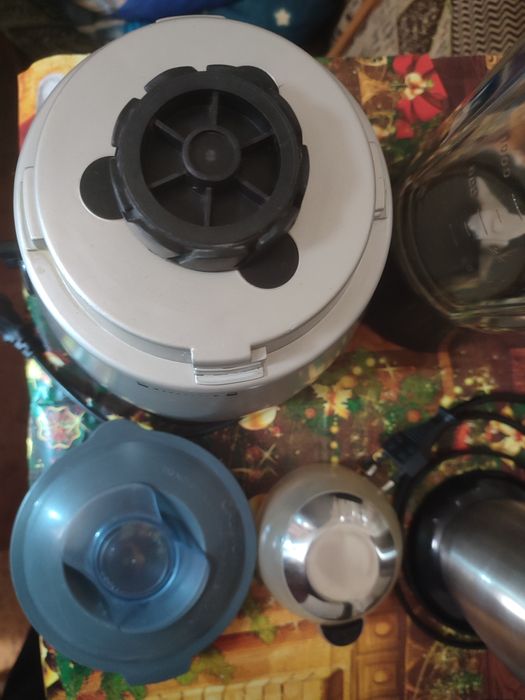 Кофемолка  , блендер б/у