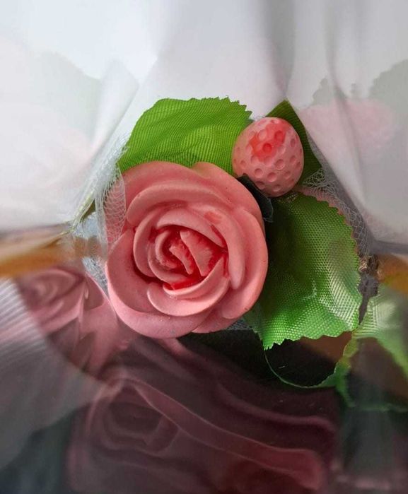 Rosa & Morangos em Gesso Perfumado – Edição Especial Dia dos Namorados