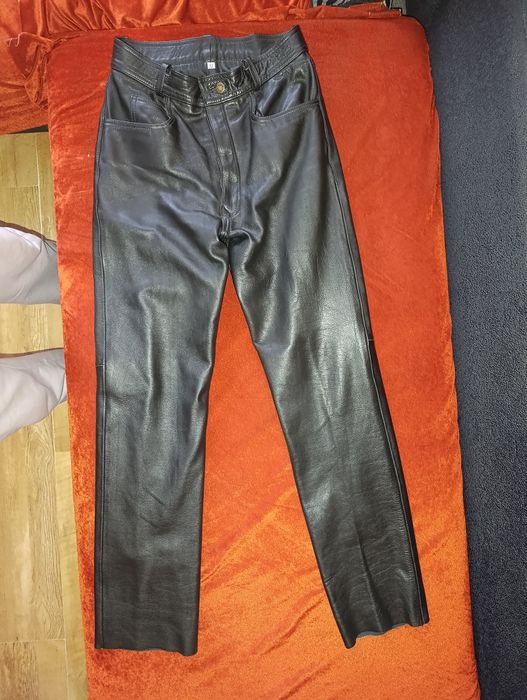 Продам мотоштани, мотокуртку, джинси шкіряні нові.