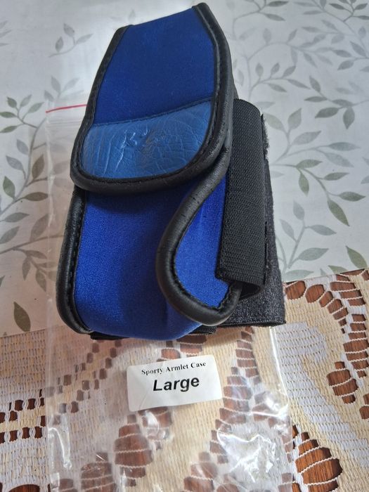 Etui na ramię do biegania .
