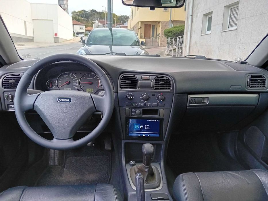 Volvo V40 1.9D 115cv