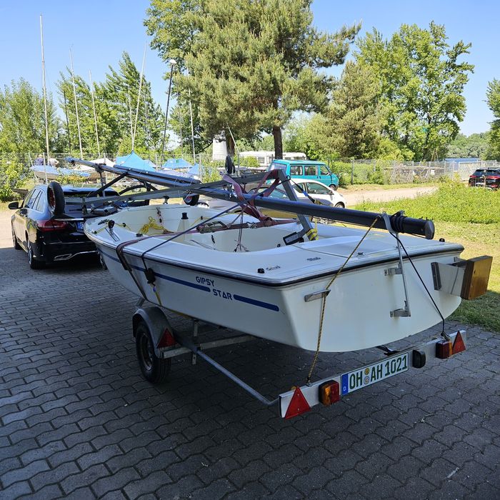 Żaglówka z Niemieckiej stoczni gruben ,Gipsy Star z przyczepami