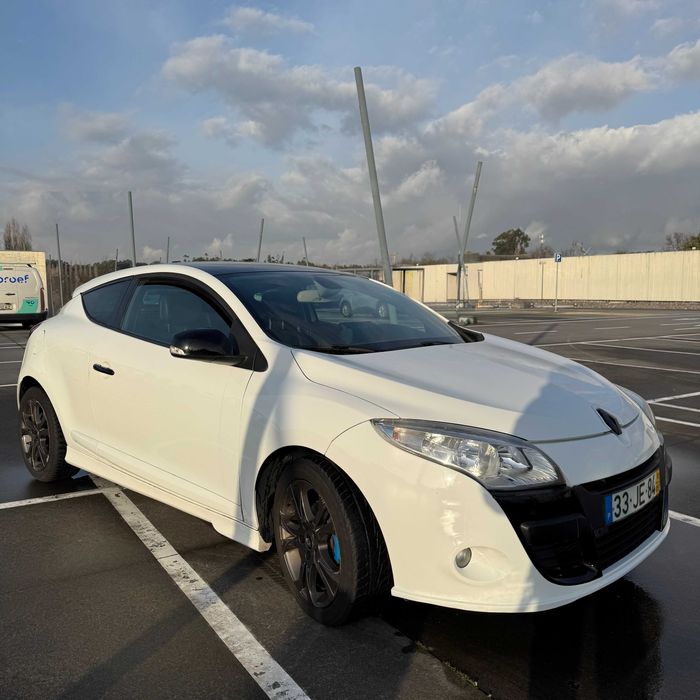 Mégane Coupé 1.5 World Series | Embraiagem + Bimassa Novas  | Carplay