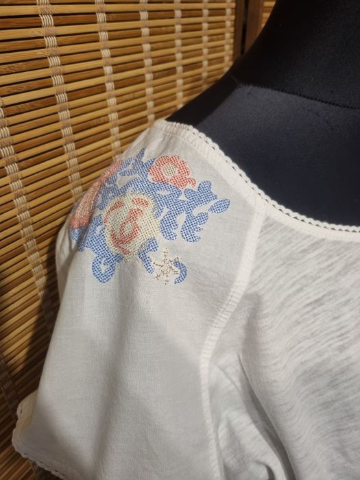 Isle M L XL haftowana bluzeczka  j.Nowa