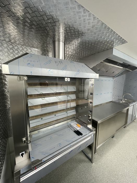 Przyczepa gastronomiczna - kurczak z rożna