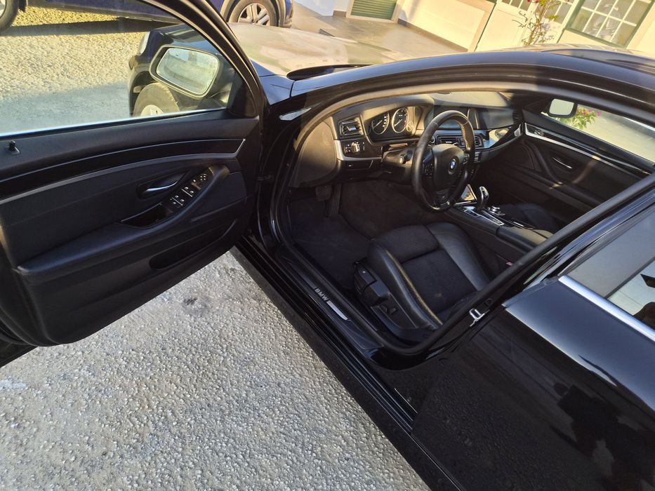 Vendo BMW 520D 09- 2011