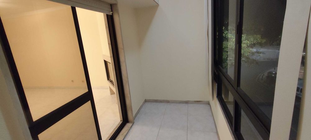 Apartamento T2 – Águas Livres – Damaia de Cima