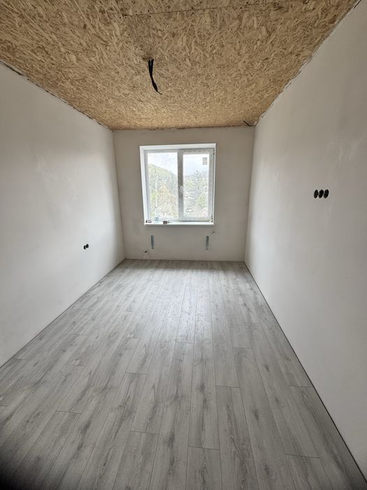 Квартира з ремонтом на стадіі завершення Кременець 49700$