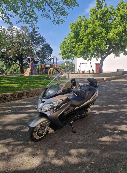 Suzuki Burgman 400  - 12800 km