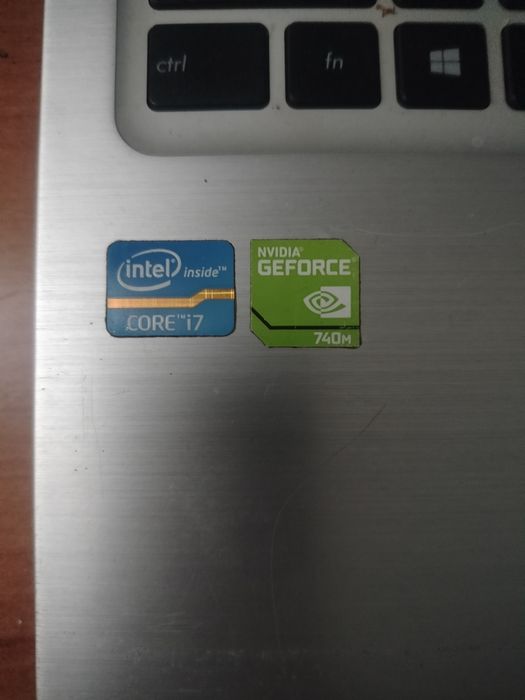 Laptop asus  i7 8gb NVIDIA 2gb 200ssd
