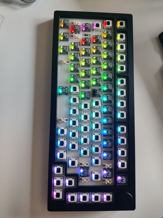 Monsgeek M1 V5 VIA ANSI Barebone kit + switches + keycaps