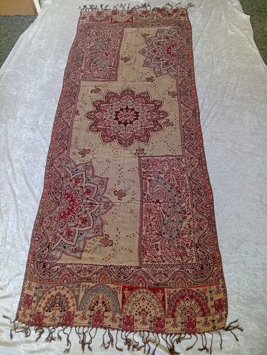 Pashmina oryginalny luksusowy długi szal z frędzlami