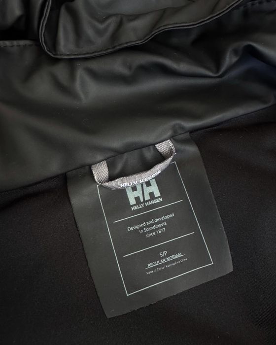 Ветровка Helly Hansen