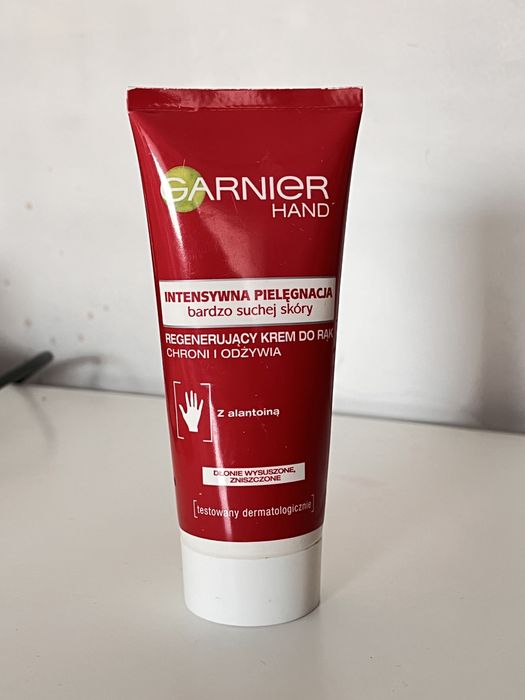 Garnier intensywnie nawilżający czerwony krem do rąk