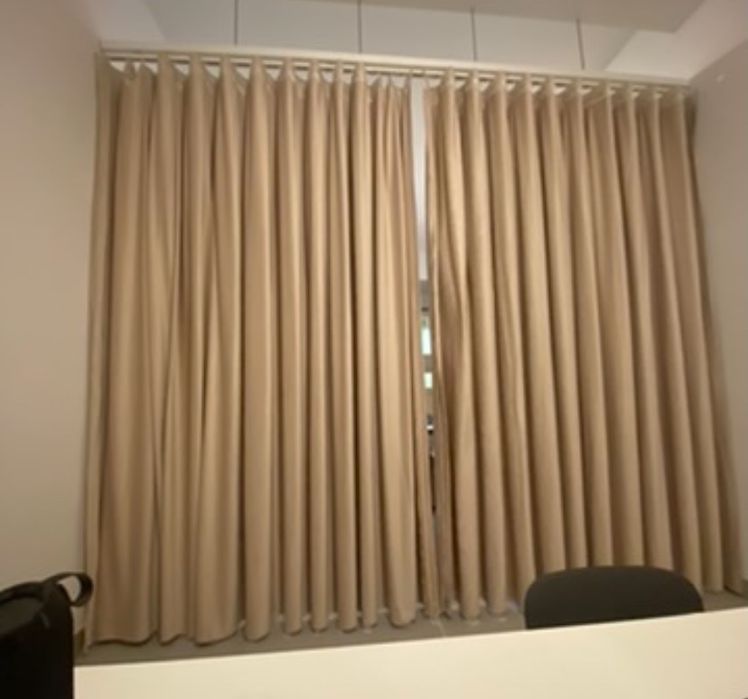 Cortinados novos veludo Italiano 2 medidas disponíveis sem calha
