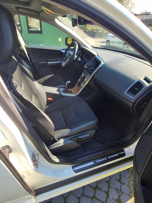 Sprzedam Volvo XC60 2,0D