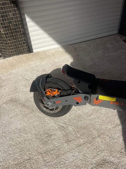 Trotinete kukirin G4 de 2025 seminova com muito pouco uso