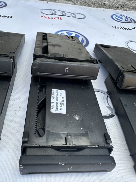 Підстаканник audi a4 b6 b7 a6 c5 c6 ауді а6 с5 задній підстаканник  а6 с5-800 грн за шт. Передній а6 с5-1200 передніі а4 b6 b7 -1400