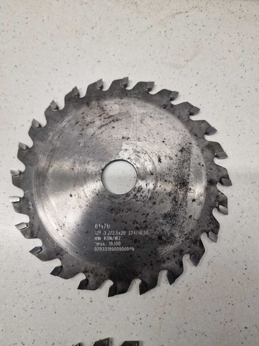 Podcinaki leitz 4 sztuki