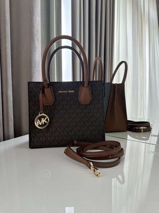 Сумка Michael Kors Mercer medium logo brown