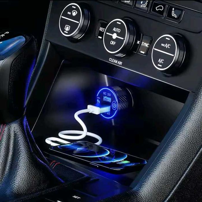 Автомобільний зарядний пристрій для телефона 36W