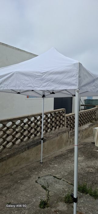 Tenda para feiras e eventos.  Camping,  festas , pupilas, feiras, mil e uma utilidade  praias etc..