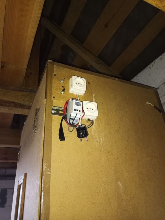 Продам инкубатор