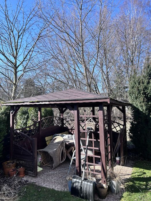 Altana ogrodowa drewniana