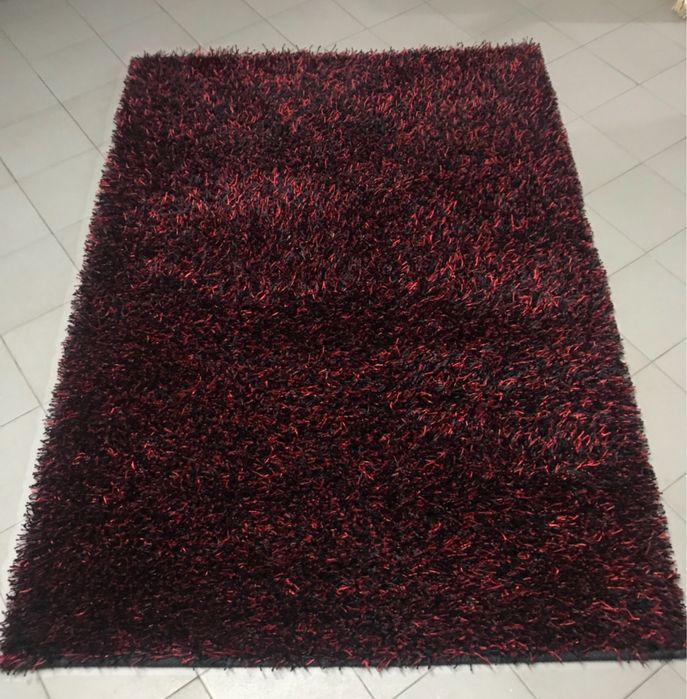 Tapete de sala bordeuax