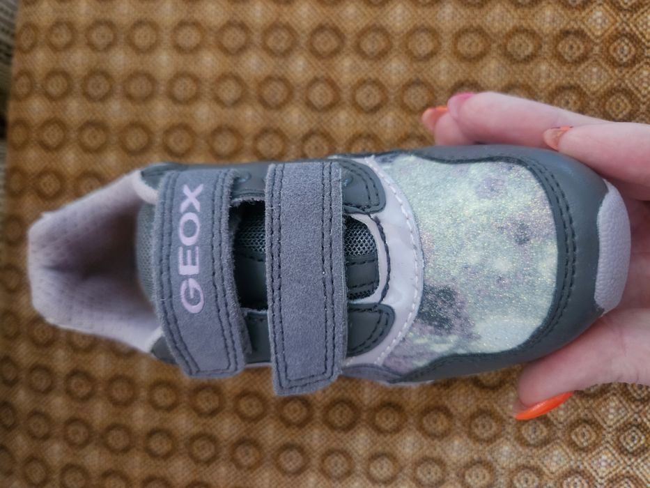 Buty firmy GEOX rozmiar. 27