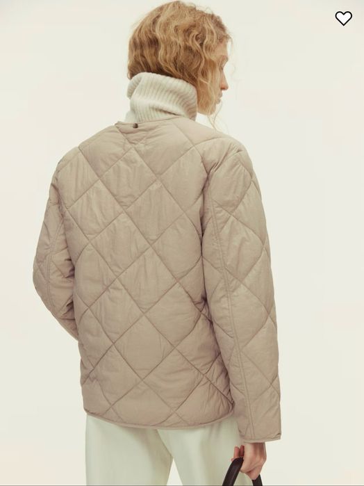 Злегка утеплене бежева куртка з шарфом H&M