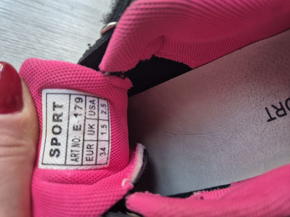 Buty dla dziewczynki 34