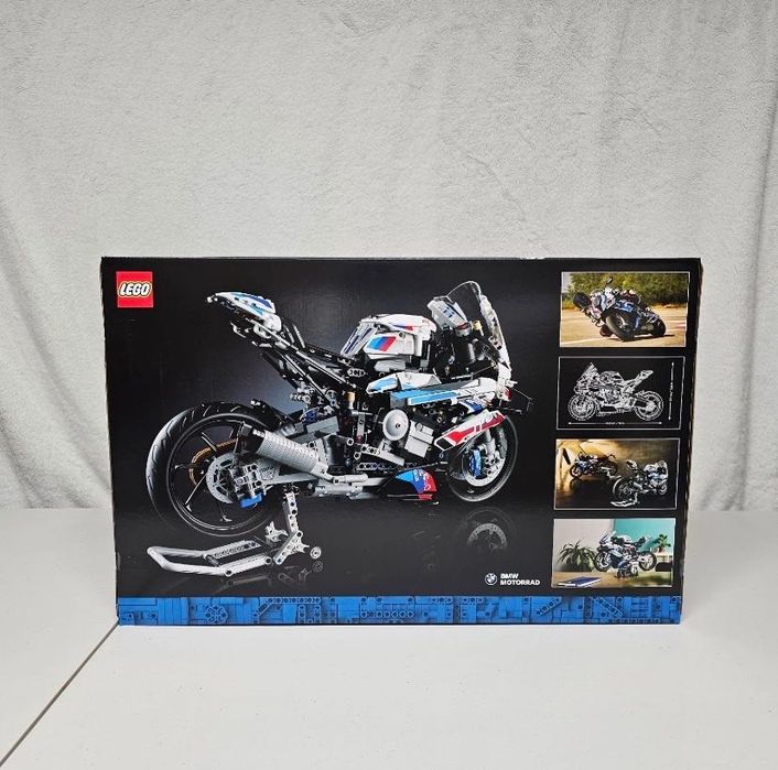 Конструктор LEGO Technic BMW M 1000 RR (42130)