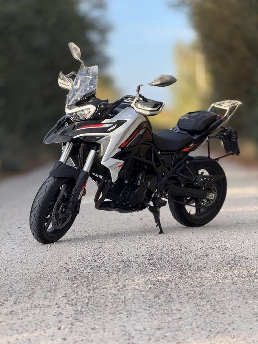Benelli TRK 702 — Julho 2024 | 11.000 km | Garantia até 07/2027