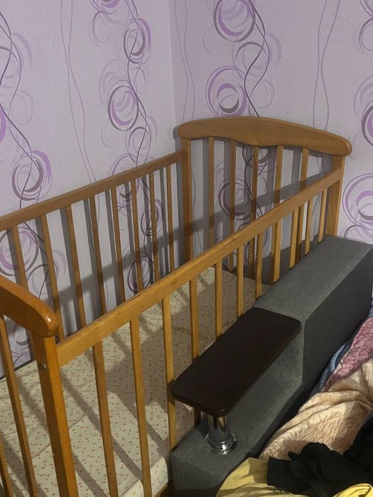 Продам детскую кроватку