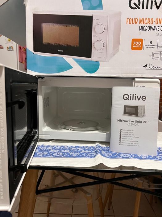 Forno de micro-ondas  Qilive. Q6423