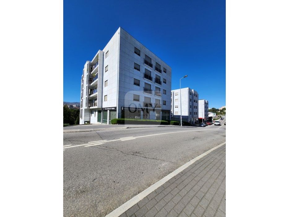 T3 em Ótimo Estado na Av. João Paulo II em Vila Real
