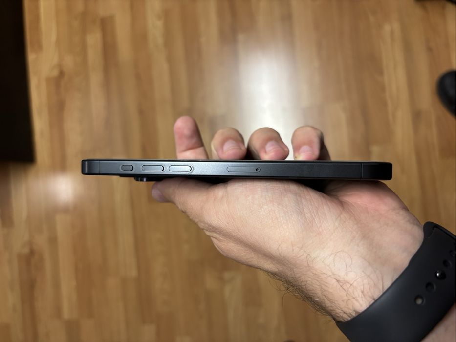 iPhone 15 Pro Max 256GB Black Titanium — Como Novo + Garantia