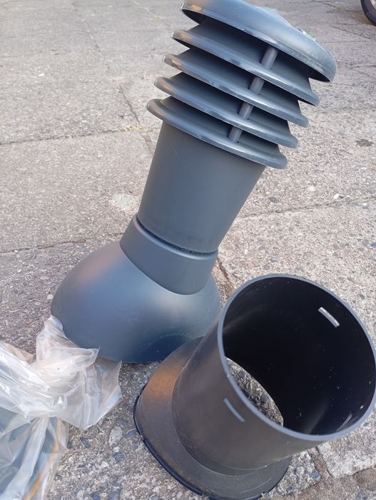 Kominek wentylacyjny do blachodachówek