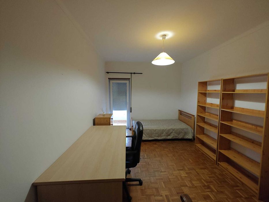 Alugam-se Quartos - Covilhã