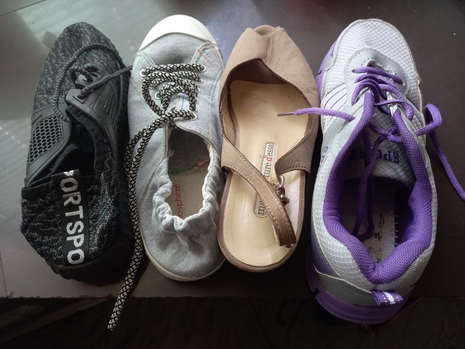 Взуття жіноче осіннє і літнє