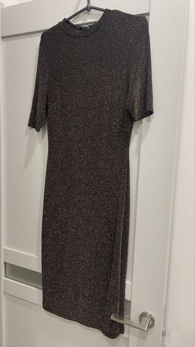 Платье блестящее