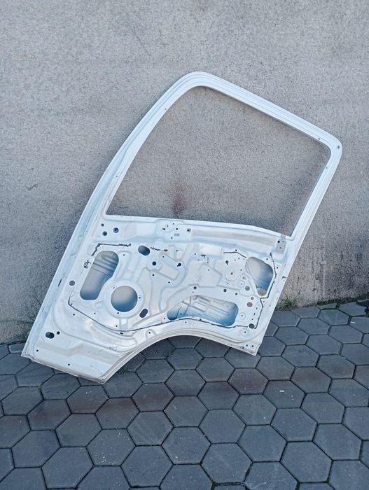Porta direita Isuzu