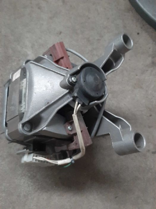 Silnik do pralki Elektrolux Heier Candy Bosch Beko Amica Whirlpool