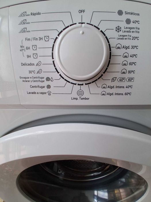 Máquina de lavar roupa KUNFT KWM8806