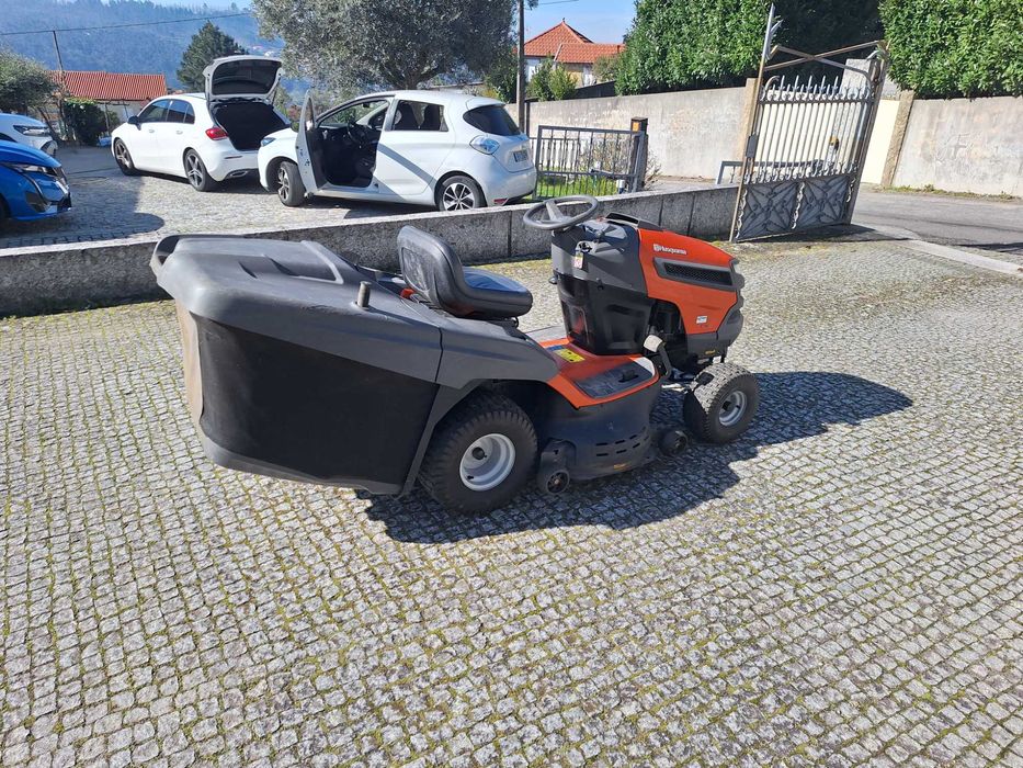 Corta relva husqvarna tc 142