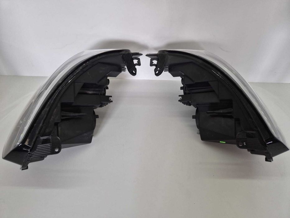 Renault Master IV 2019+ Lampa reflektor przedni lewa prawa